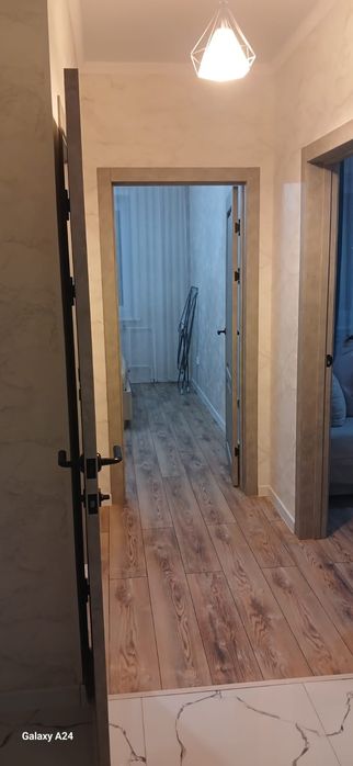 Сдам квартиру по суточно район Сарыарка