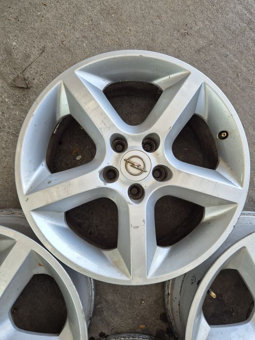 Jante R17 5x110 7J ET 35 CB 65,1 Opel Astra H Combo Meriva  Zafira  Vectra  A B C  Alfa Romeo 159 Fiat Croma Jeep Cherokee  Compass