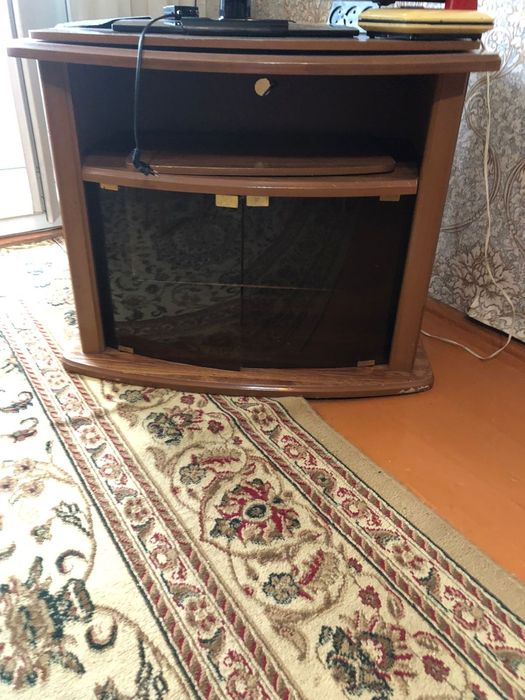 Продам мебель в хорошем состоянии.