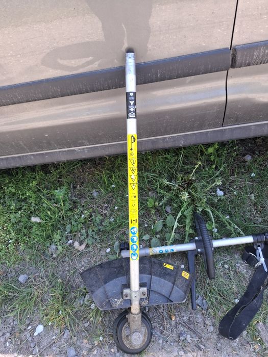 Motocoasa pe benzina 150 ron