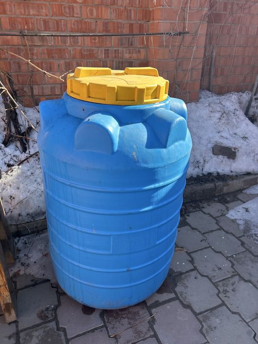 Бочка - чистая под аоду 300 литровая .