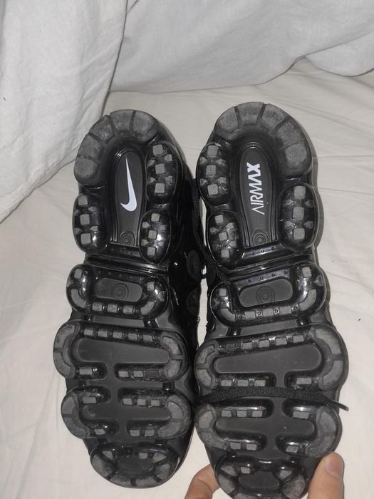 adidasi nike vapor max