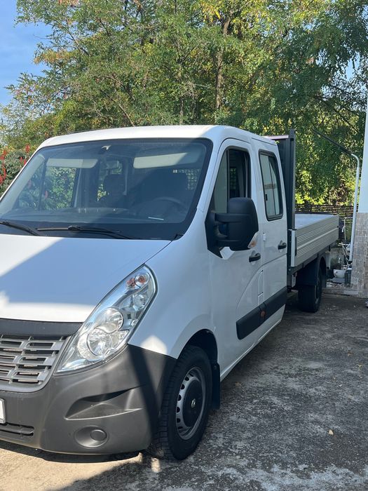 Autoutilitara Renault Master Doka