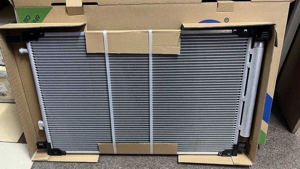 Радиатор кондиционера на Toyota