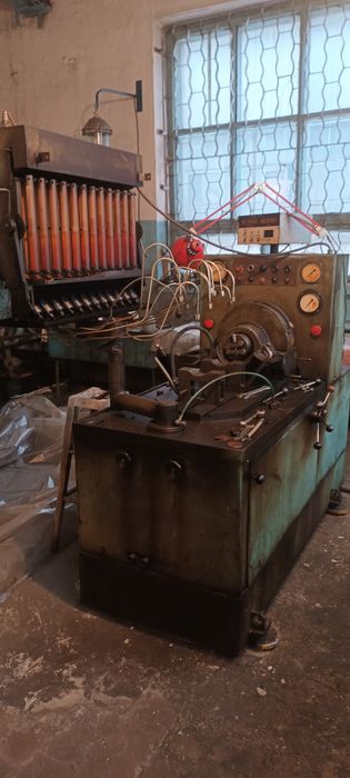 Стенд регулировки и испытания топливных насосов КИ 15711