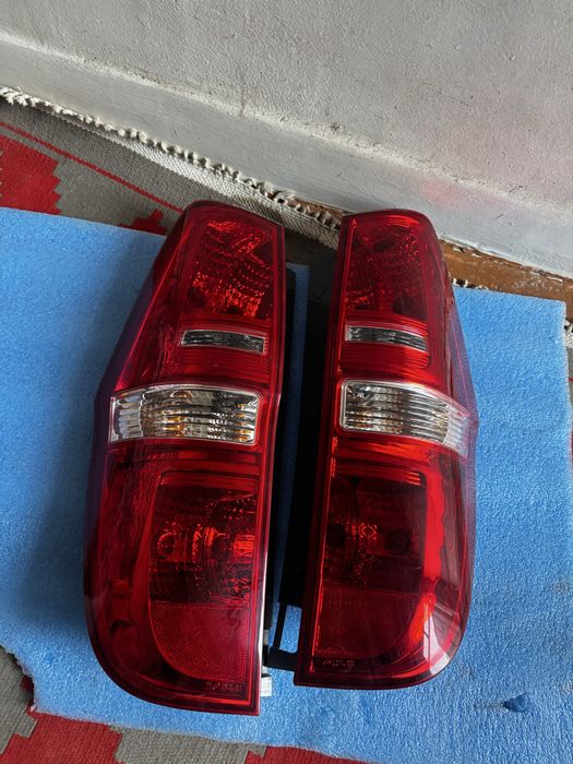 Задный стопи от Старекс отличный