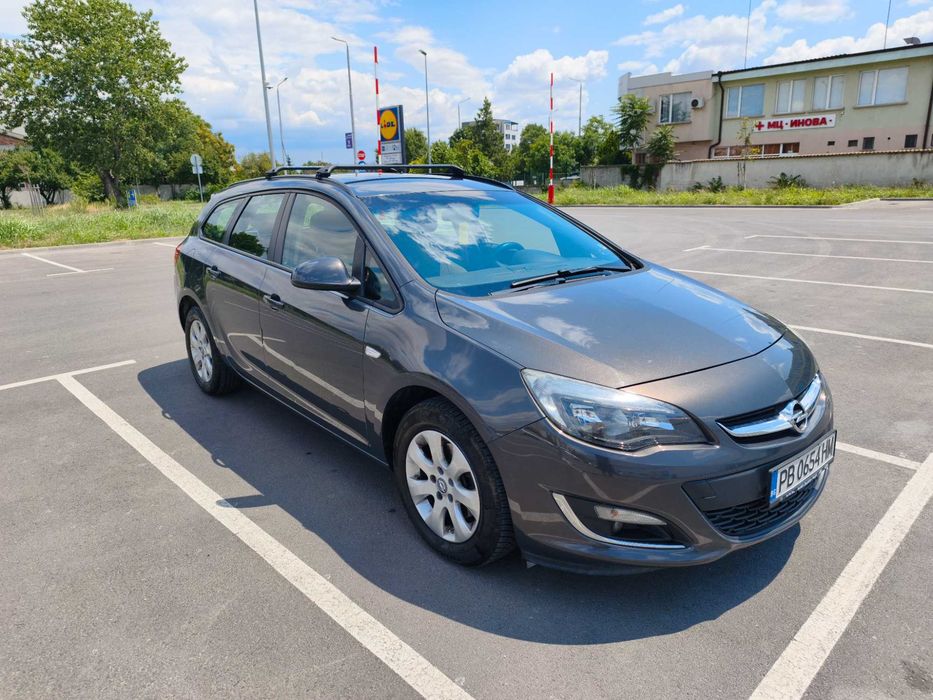 Opel Astra J Sports Tourer