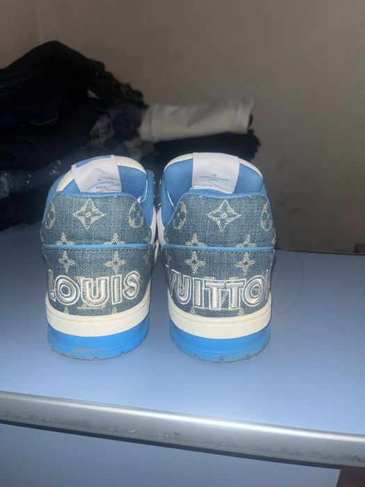 Adidasi Louis Vuitton