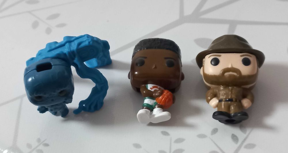 Киндер Джой серия - "Очень странные дела"