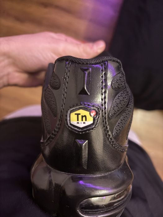 Nike TN  black colorway