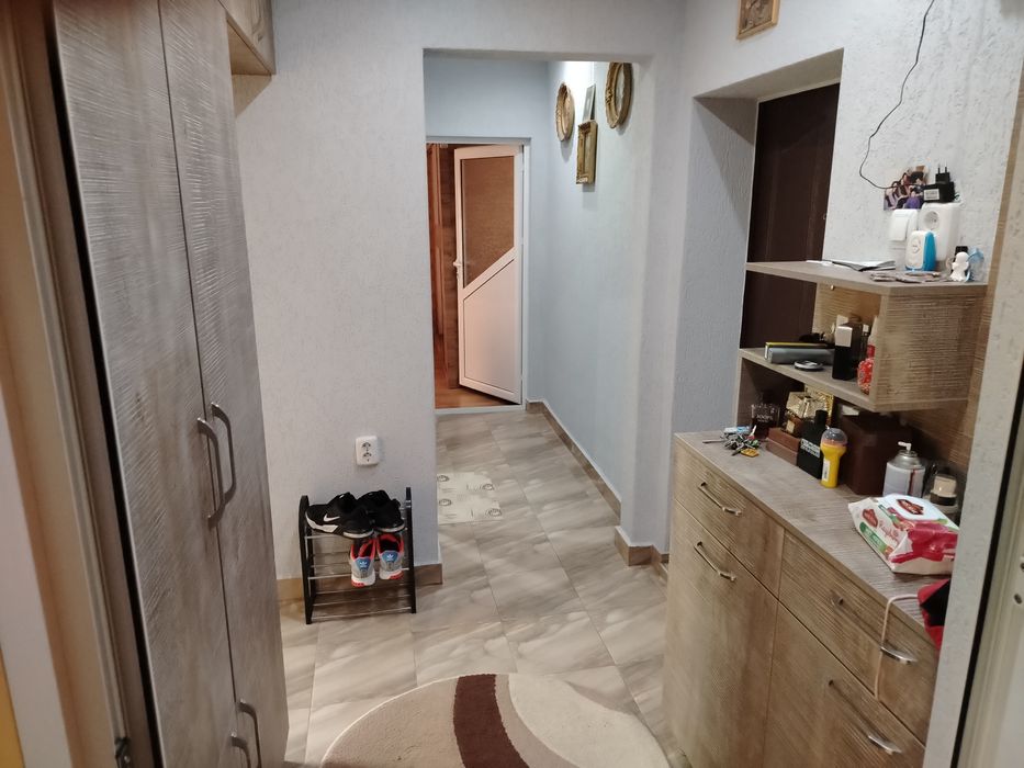 Продавам апартамент