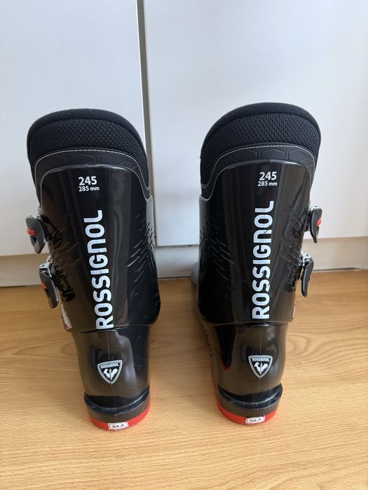 Ски обувки Rossignol