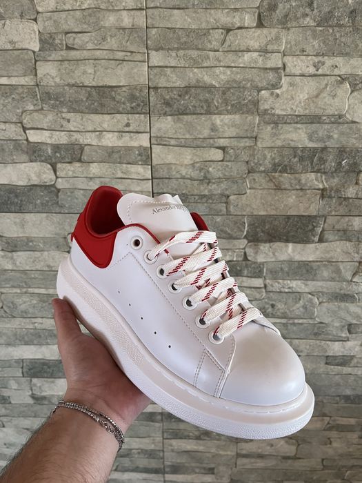 Adidasi Alexander McQueen