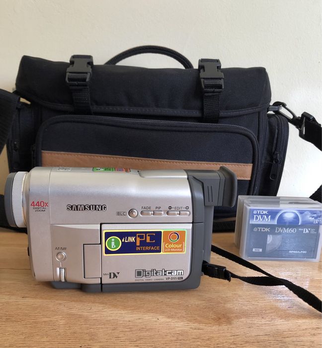 видеокамера Samsung, модел VP-D55, внос от Англия