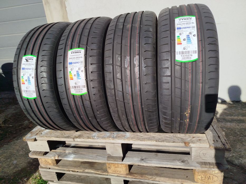 245/45/19 Нокиан ДОТ 2023 г - Чисто Нови