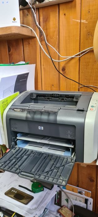 Продам принтер НР LaserJet 1010