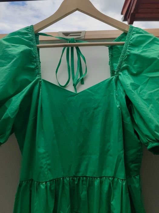 Rochie verde cu mâneci scurte