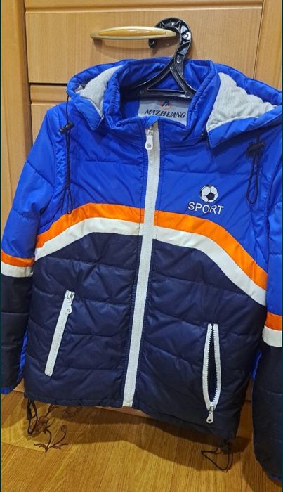 Куртка демисезонка