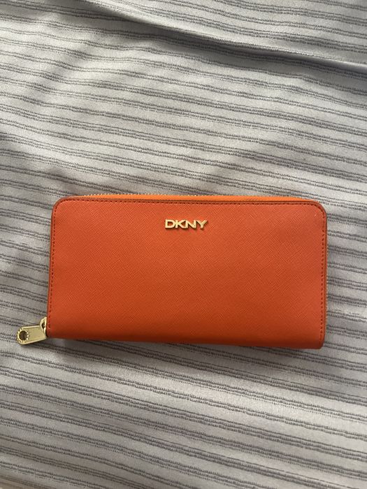 DKNY кошелек оранжевый