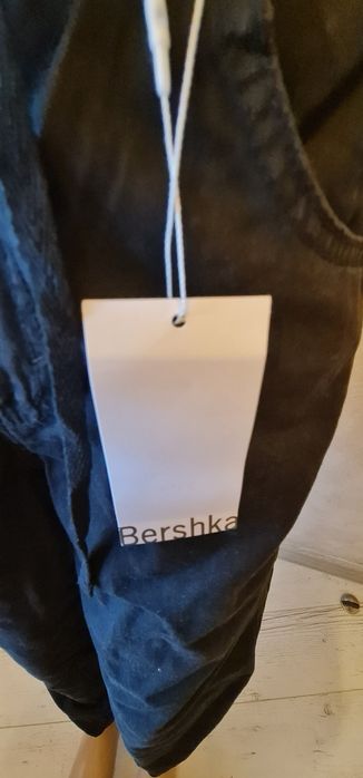 Черен панталон Bershka размер S