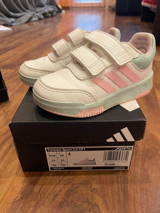 adidas за момиче 23