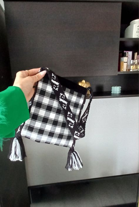 Traista traditionala lucrata manual