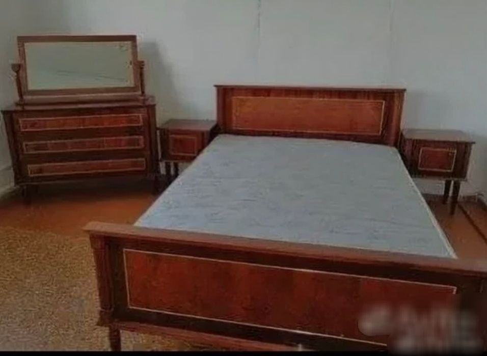 Спальный гарнитур ретро