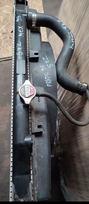 Радиатор 5VZ Toyota Prado95 МКПП