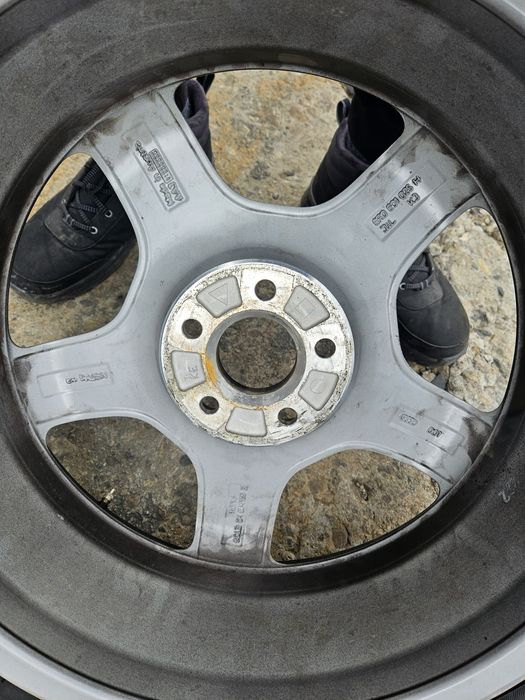 Рзервна гума патерица комплект за Audi Q5  195 75 18