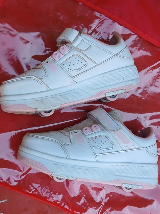 Роликовы красовка б/у Ro'likli krasovka  яхши,харошы состояния