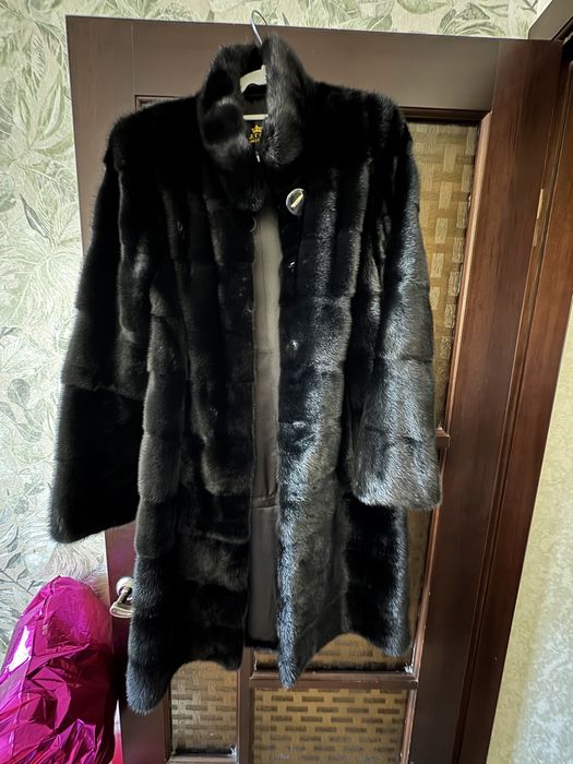Продам норковую шубу