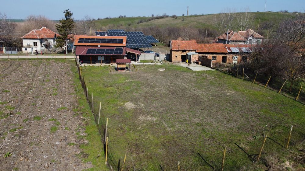 Къща в Враца, област-с.Търнак площ 50 цена 37000