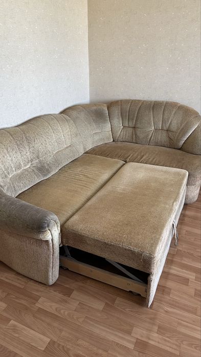 Отдам диван и кресло бесплатно