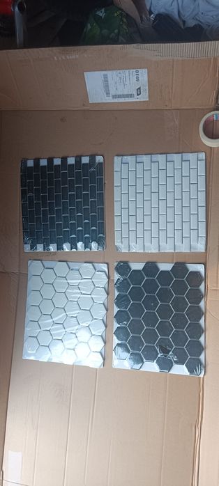 Mozaic porțelan pe plasa  hexagonal și mini carabida