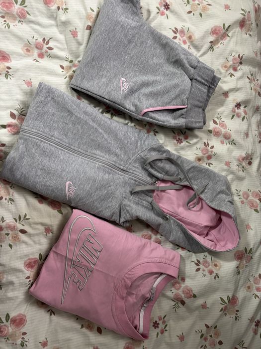 Продам тройку спортивную