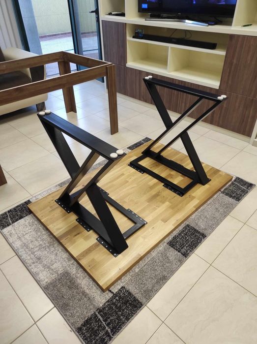 Метални крака за маса