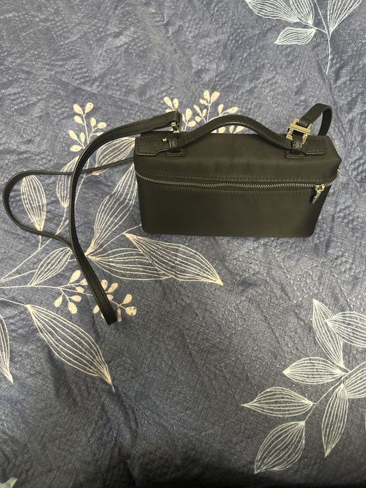 Маленькая, черная, женская сумка из нейлона