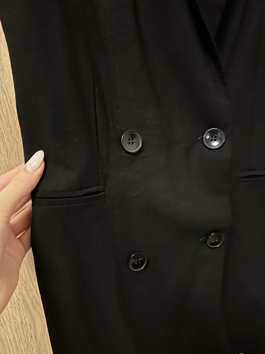 Черна рокля тип сако