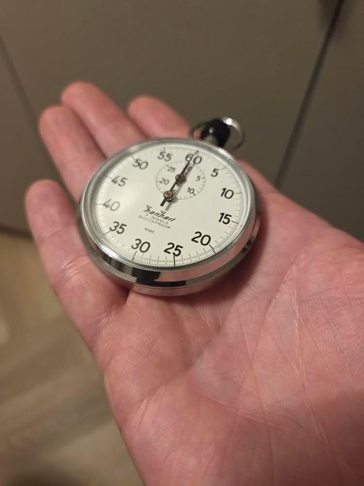 Хронометър Hanhart от 1974 година с оригинална кутия и документи