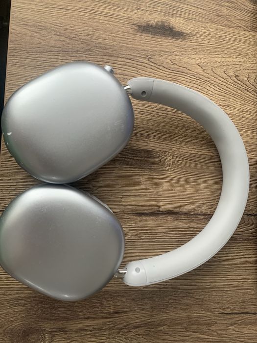 Продам безпрооводные наушники