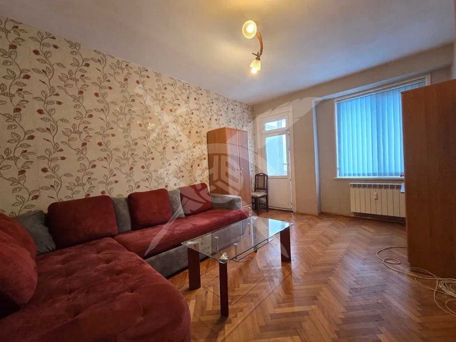 Дава се под наем Тристаен апартамент в София, Лагера - 70 кв.м за 648.21 € - Снимка #2