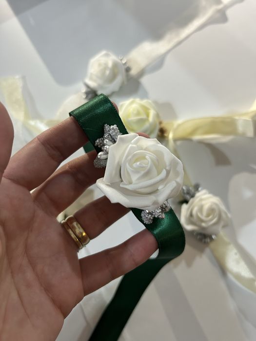 Сватбени бутониери