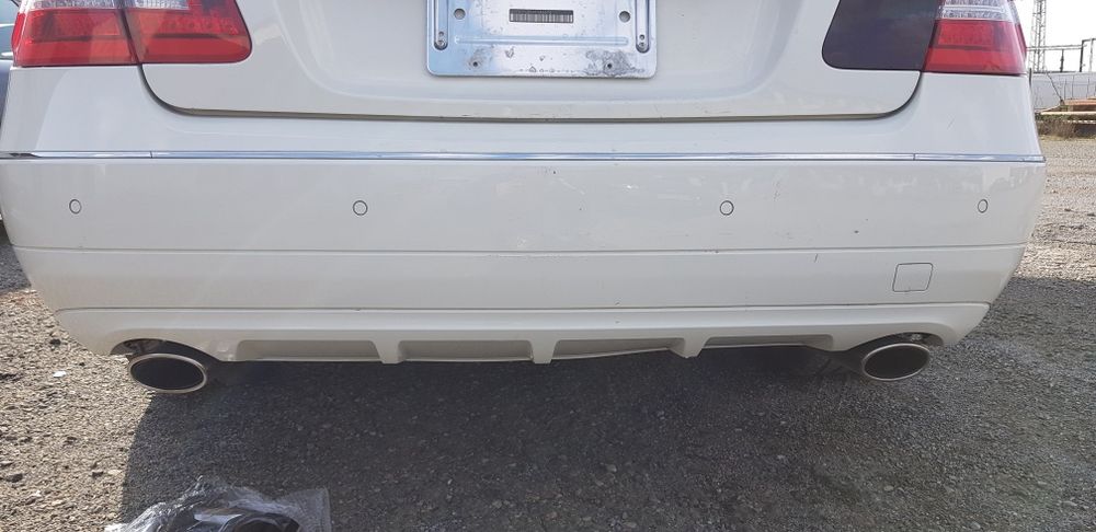 W207 A207 E350 Мерцедес Mercedes Части за Фар задна Броня Прагове