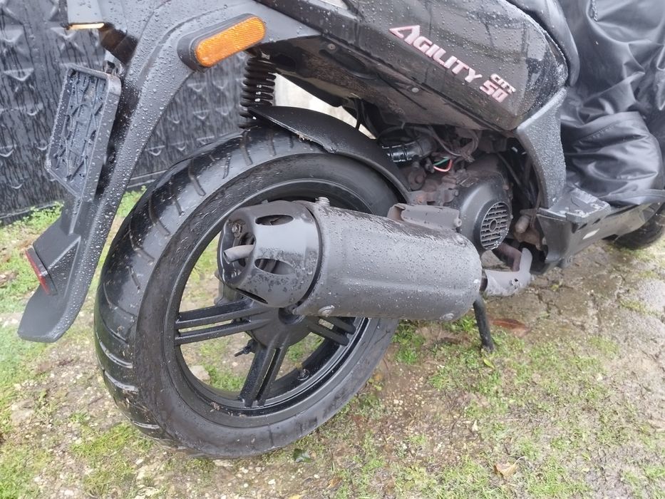 Скутер 49кубика Kymco Agiliti City 50
