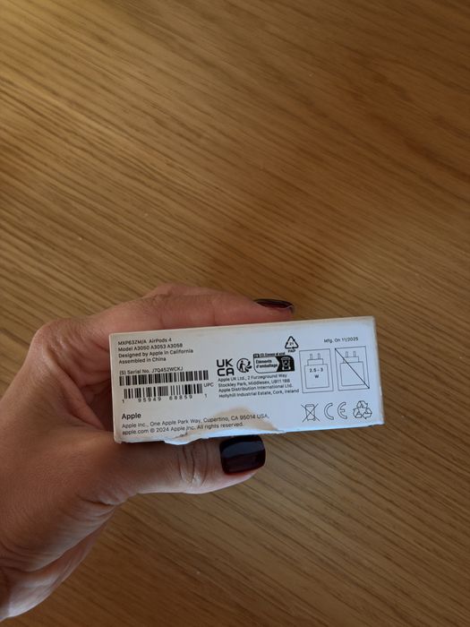 Airpods 4 Noi cu factura