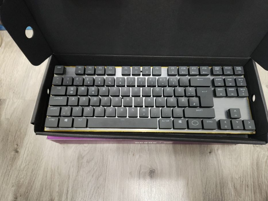 Vand Tastatura Mecanica Gaming Cooler Master SK630,Wireless