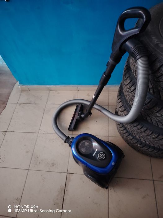 Продам пылесос самсунг