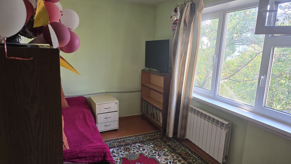 Комната студентам. Девушке студентке или работающей.