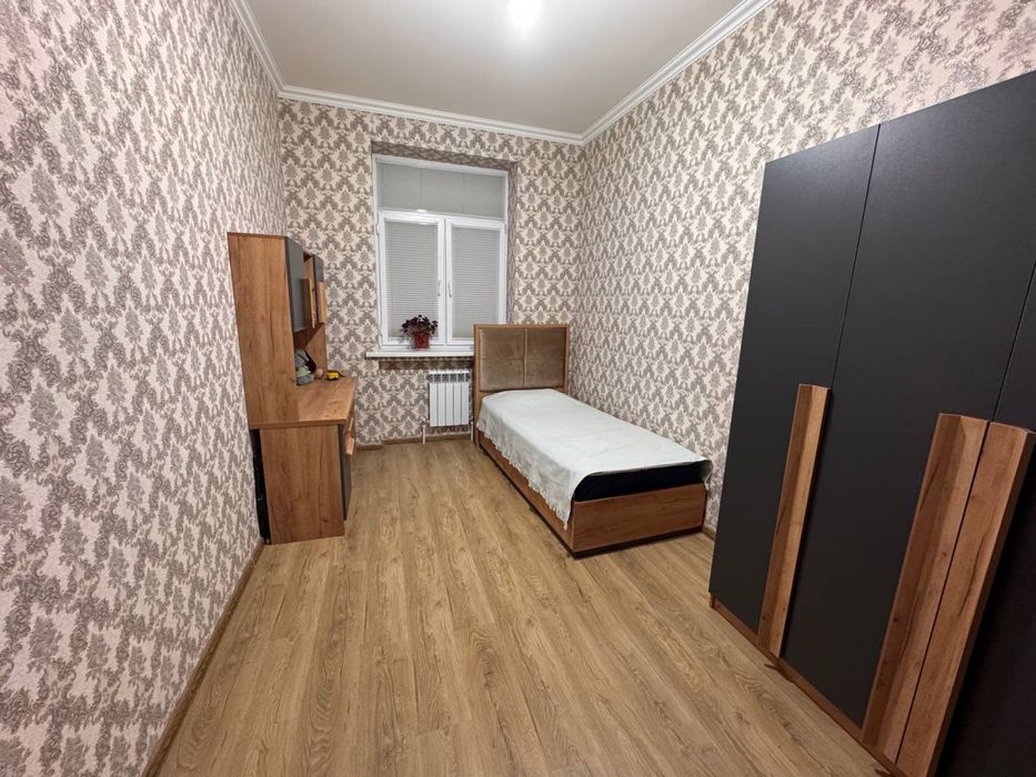 Сдаю в аренду 3 х комнатную квартиру в центе