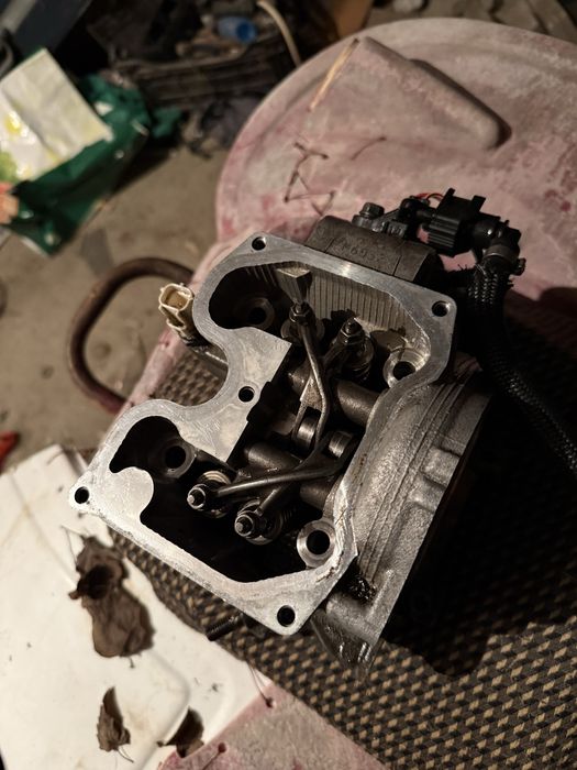 Vand chiuloasa yamaha yzf r125 gen 1